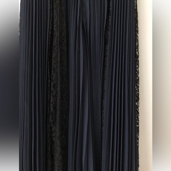 REBECCA TAYLOR Sleeveless Deco Pleated Dress with Lace Inserts and Rhinestones - Picture 7 of 10